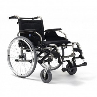 Кресло-коляска с ручным приводом Vermeiren V200 XL в 