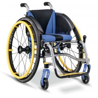 Детская активная инвалидная коляска Berollka Filou в 